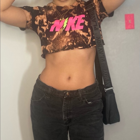 NIKE bleach dye 1 of 1 crop top - Picture 3 of 5